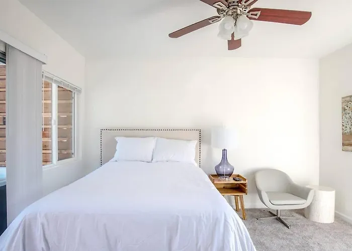 Mother In Law Suite With Private Hot Tub--Downtown